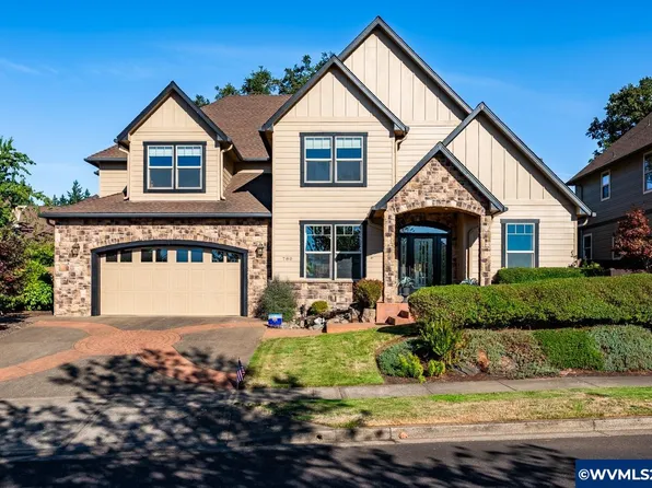 780 Shelokum Dr, Silverton, OR 97381