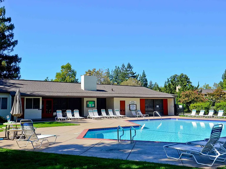 1429 Candelero Dr — Photo 29