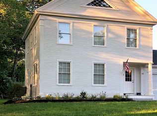 50 Elm St #2, Freeport, ME 04032