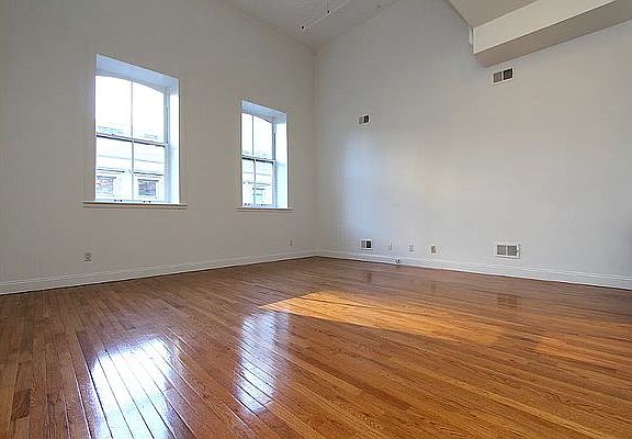 2nd image of 79 Worth St #5E
