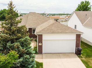 2451 City View Ct, Lincoln, NE 68521