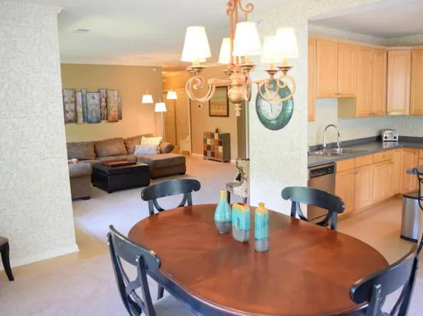 606 Saint Andrews Pl, Englishtown, NJ 07726