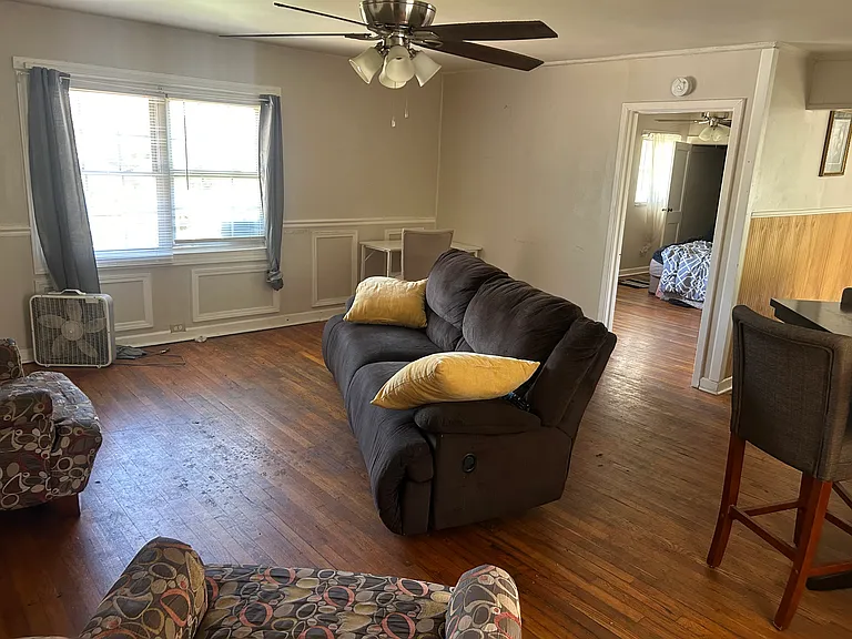803 Maupin Ave — Photo 3