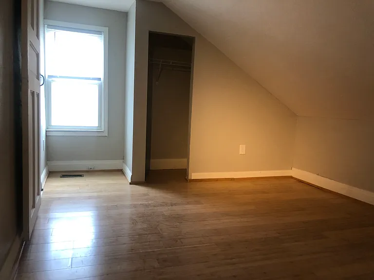 227 Sterling St — Photo 10
