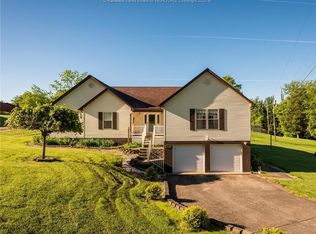 4318 Acorn Ridge Rd, Charleston, WV 25313