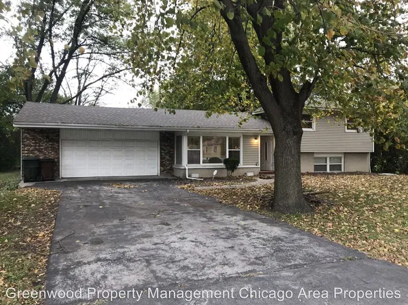 1218 W 174th St, East Hazel Crest, IL 60429