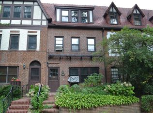 282 Burns St, Forest Hills, NY 11375