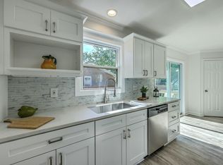100 Lipman St, Summerville, SC 29483