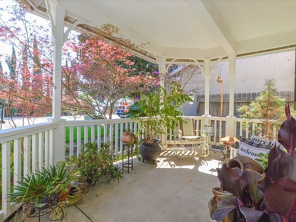4th image of 8779 N Matus Ave