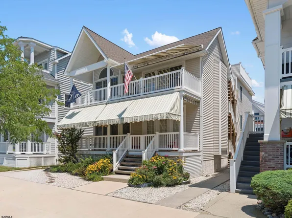 879 E 4th St Floor 2, Ocean City, NJ 08226