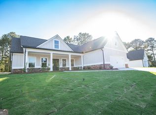 6085 Crowley Dr, Douglasville, GA 30135