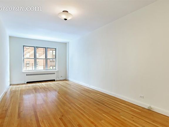 2nd image of 50 E 86th St APT 5A