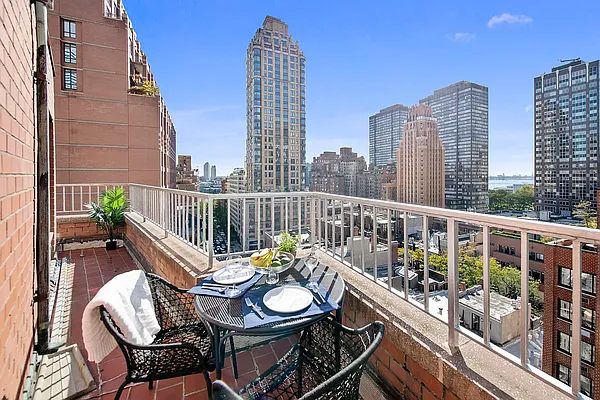 Rented by Compass | media 6