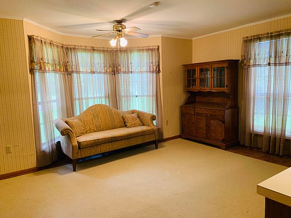 5th image of 3411 Pinnacle Dr