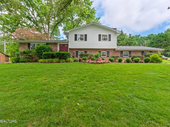 8201 Ainsworth Dr, Knoxville, TN 37909