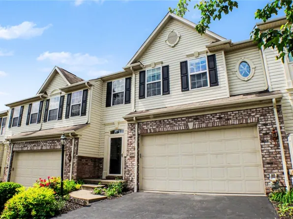 291 Maple Ridge Dr, Canonsburg, PA 15317