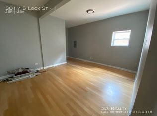 3017 S Lock St APT 1, Chicago, IL 60608
