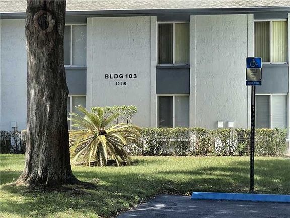 2nd image of 12119 Sunny Glen Ln APT D2