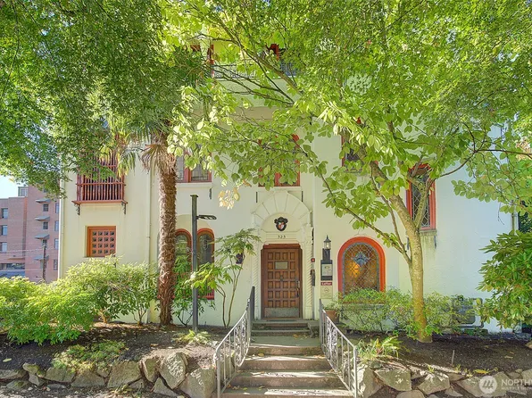 323 16th Avenue E #301, Seattle, WA 98112