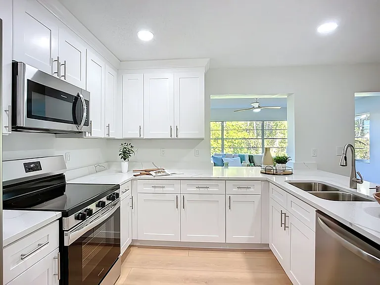 2014 Hampstead Cir — Photo 9