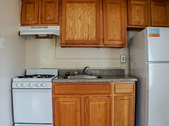 5th image of 4328 Osage Ave #3F
