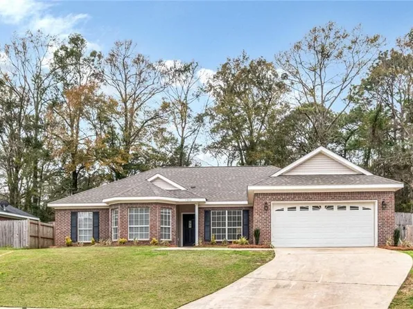 1240 Reeves Ct, Mobile, AL 36695
