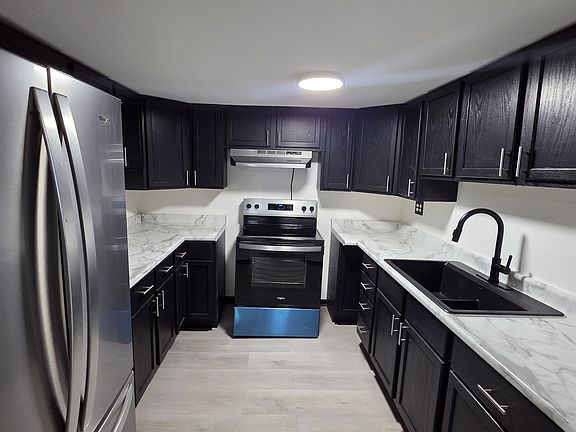 2nd image of 2246 N Springfield Ave #G