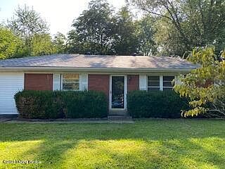 2nd image of 120 Gloria Dr