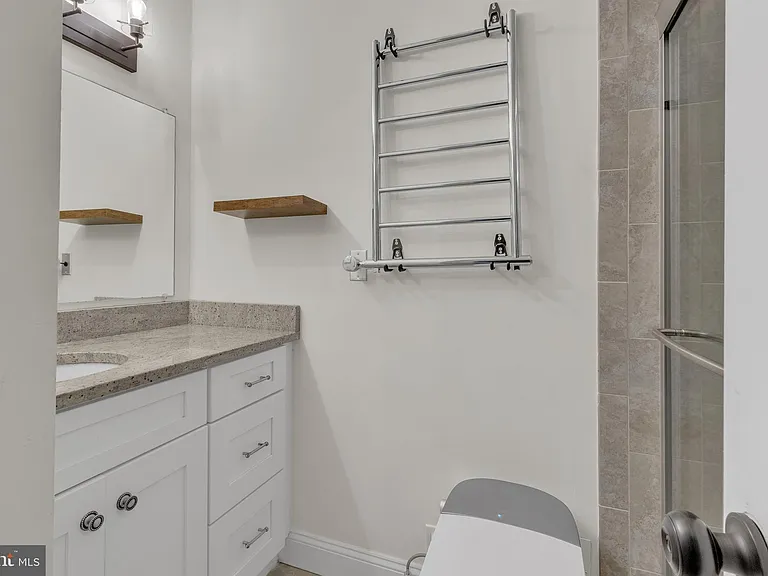 8247 Clifton Farm Ct — Photo 12