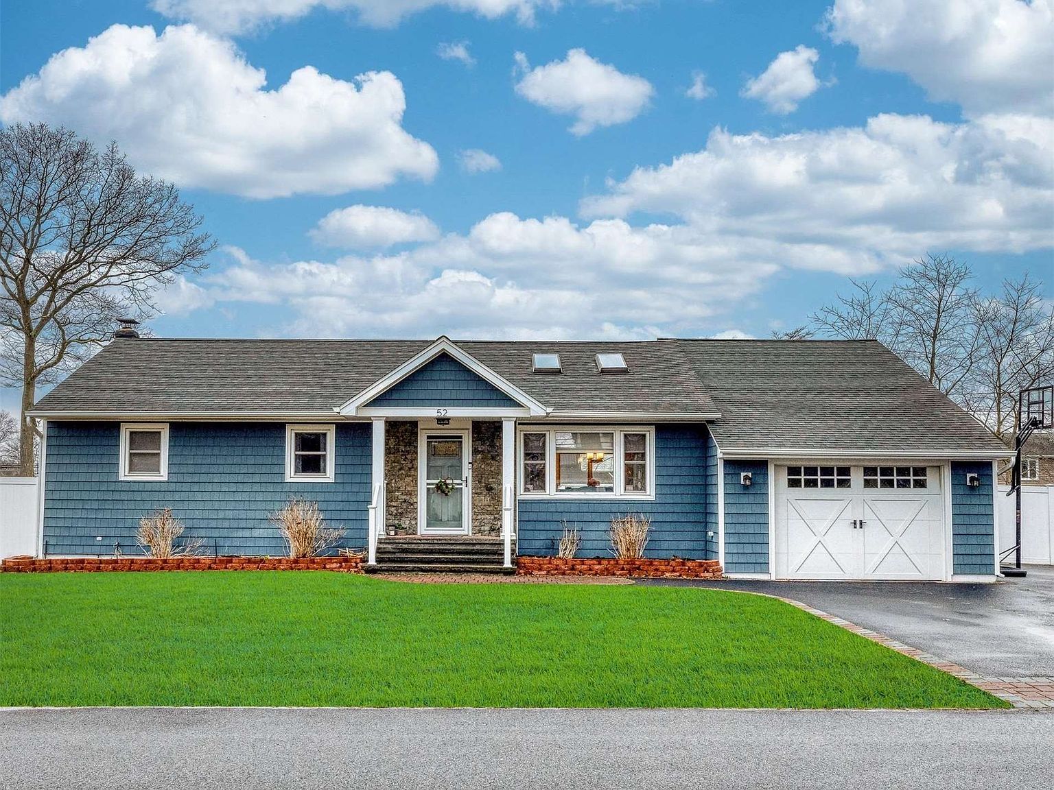 52 Pine Street, Holbrook, NY 11741 Zillow