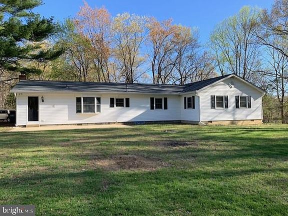 3rd image of 7991 Terry Dr
