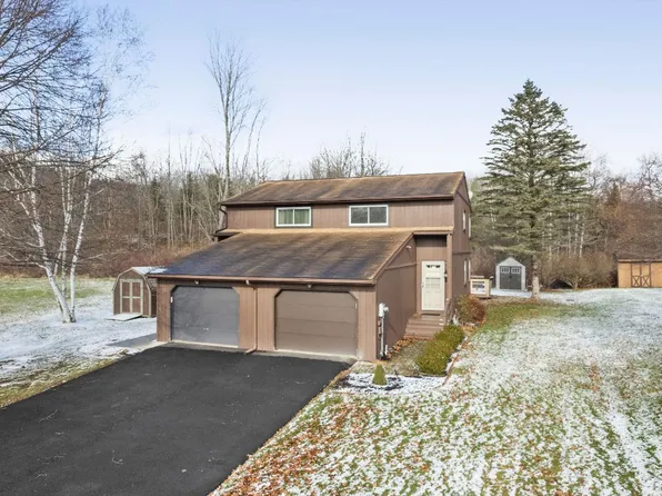 20 Carol Ct, Endwell, NY 13760