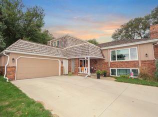 4905 Evergreen Ln, Sioux City, IA 51106