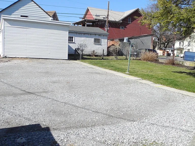 32 S Potomac St #2 — Photo 43