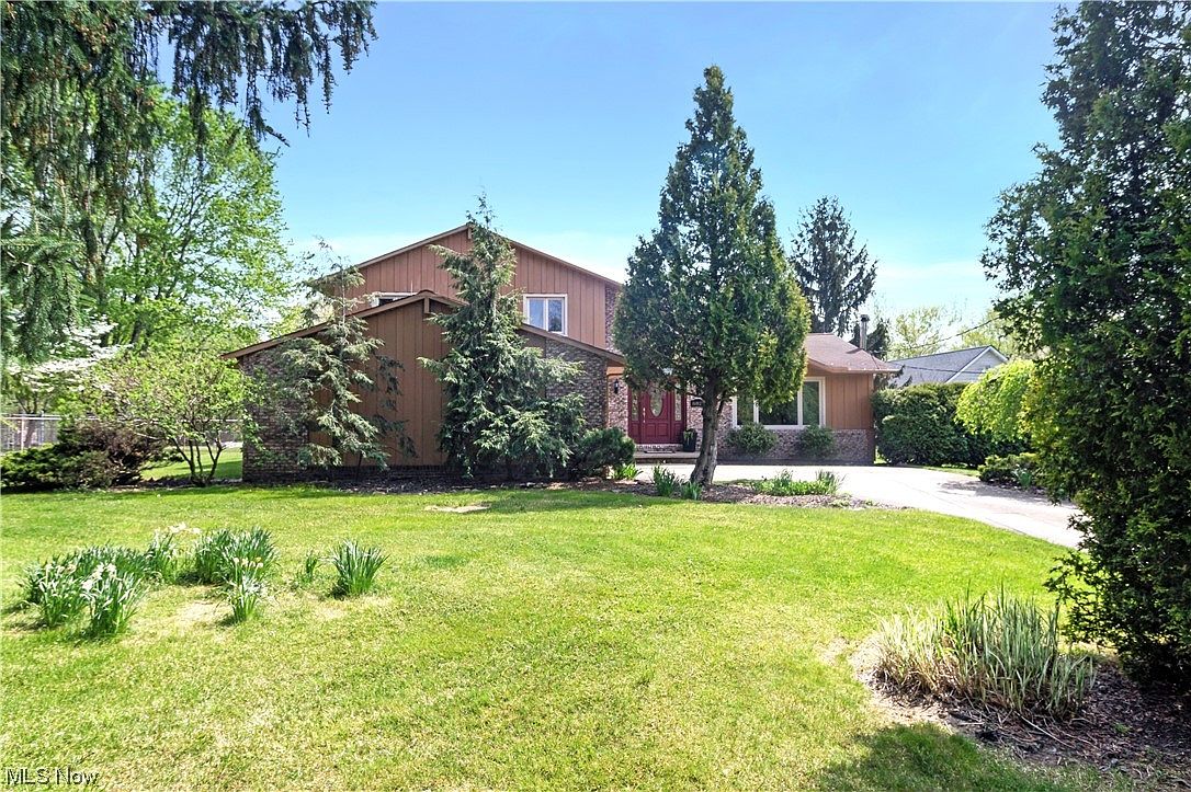 8821 Akins Rd, North Royalton, OH 44133 Zillow