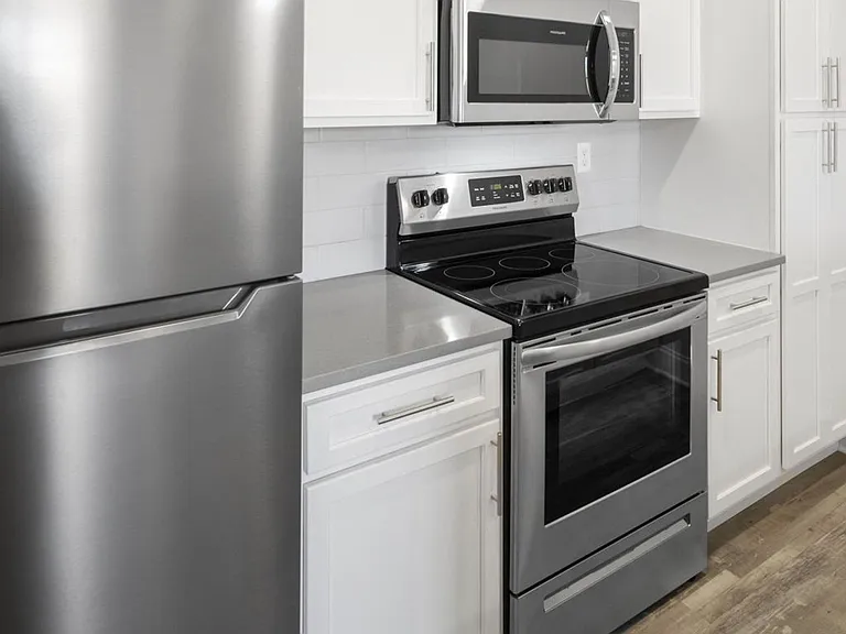 721 Burdeck St #15 — Photo 4