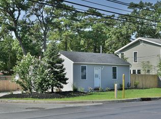 469 Mantoloking Rd, Brick, NJ 08723