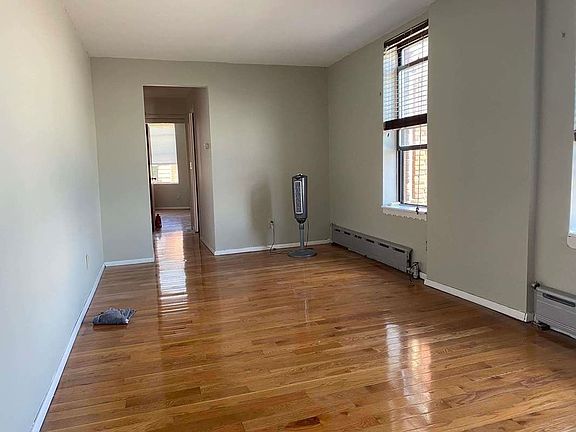 5th image of 41-12 23rd Ave #3L