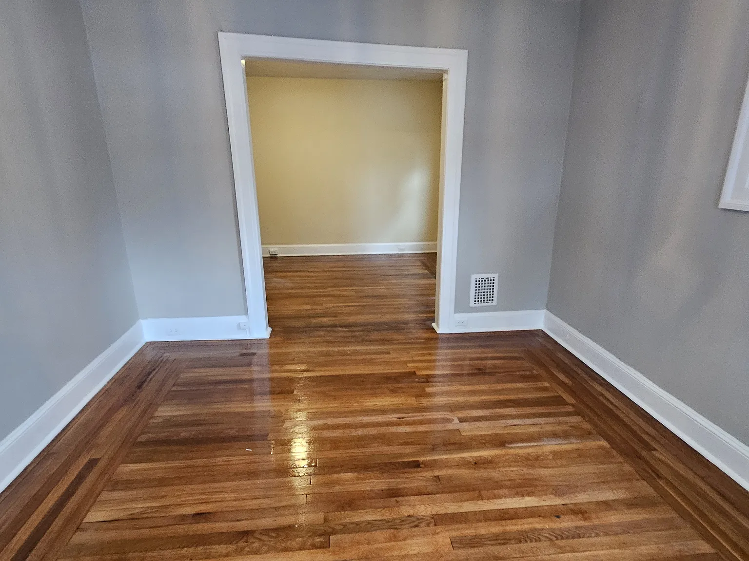 1 bed, $1,400 — Photo 2
