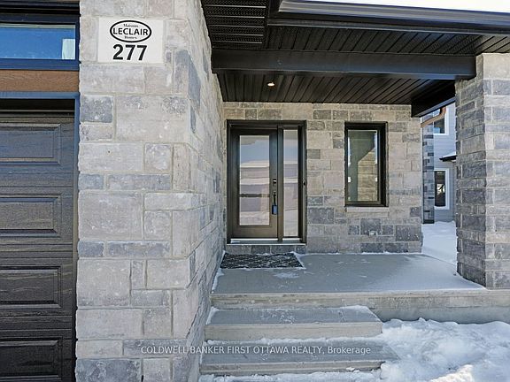 3rd image of 277 Moisson St