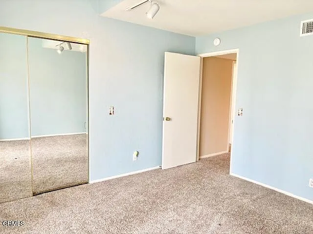2226 Martinique Ln — Photo 16