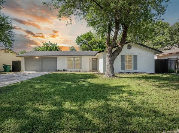 6735 Spring Lark, San Antonio, TX 78249