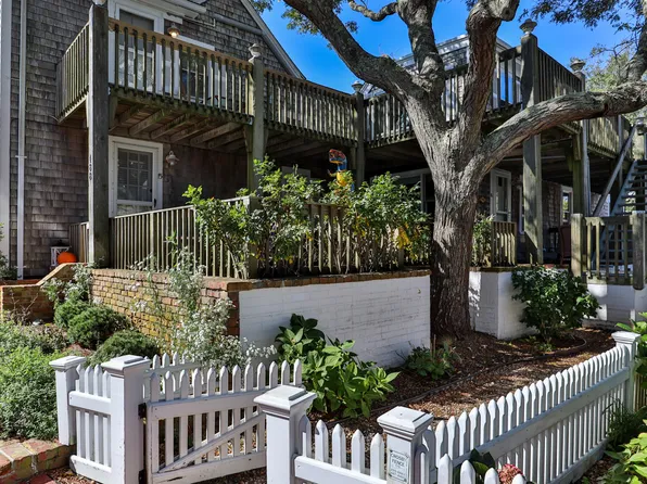 488 Commercial Street Unit 14, Provincetown, MA 02657