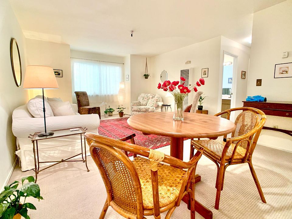 1st image of 216 Vista Prieta Ct