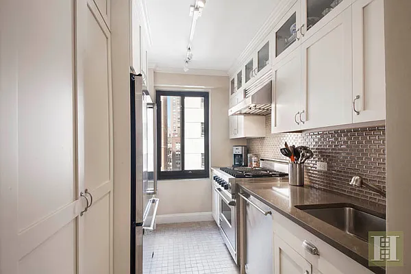 Sold by Halstead Real Estate | media 15