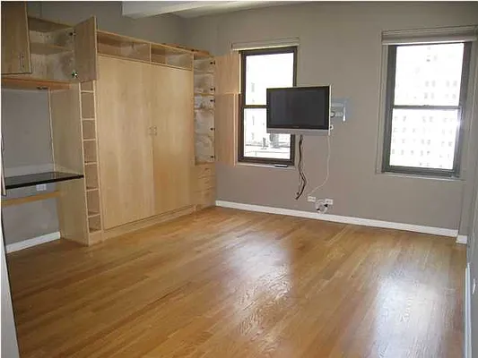 Rented by Evans Real Estate | media 38