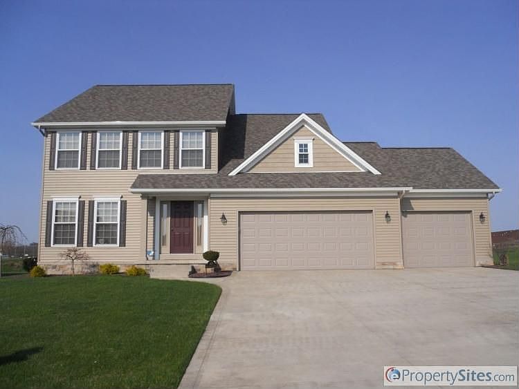 1st image of 145 Canterbury Ct