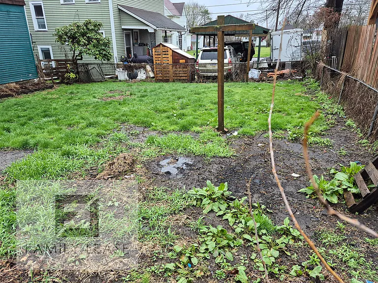 596 Lafayette Ave — Photo 49