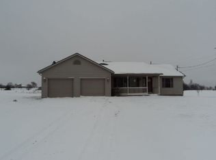 4970 Maple Grove Rd, Shreve, OH 44676