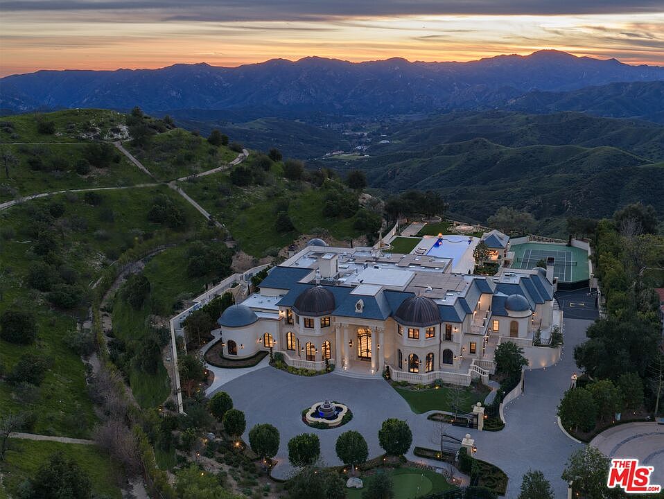 25300 Prado De La Magia, Calabasas, CA 91302 | MLS #26849337 | Zillow